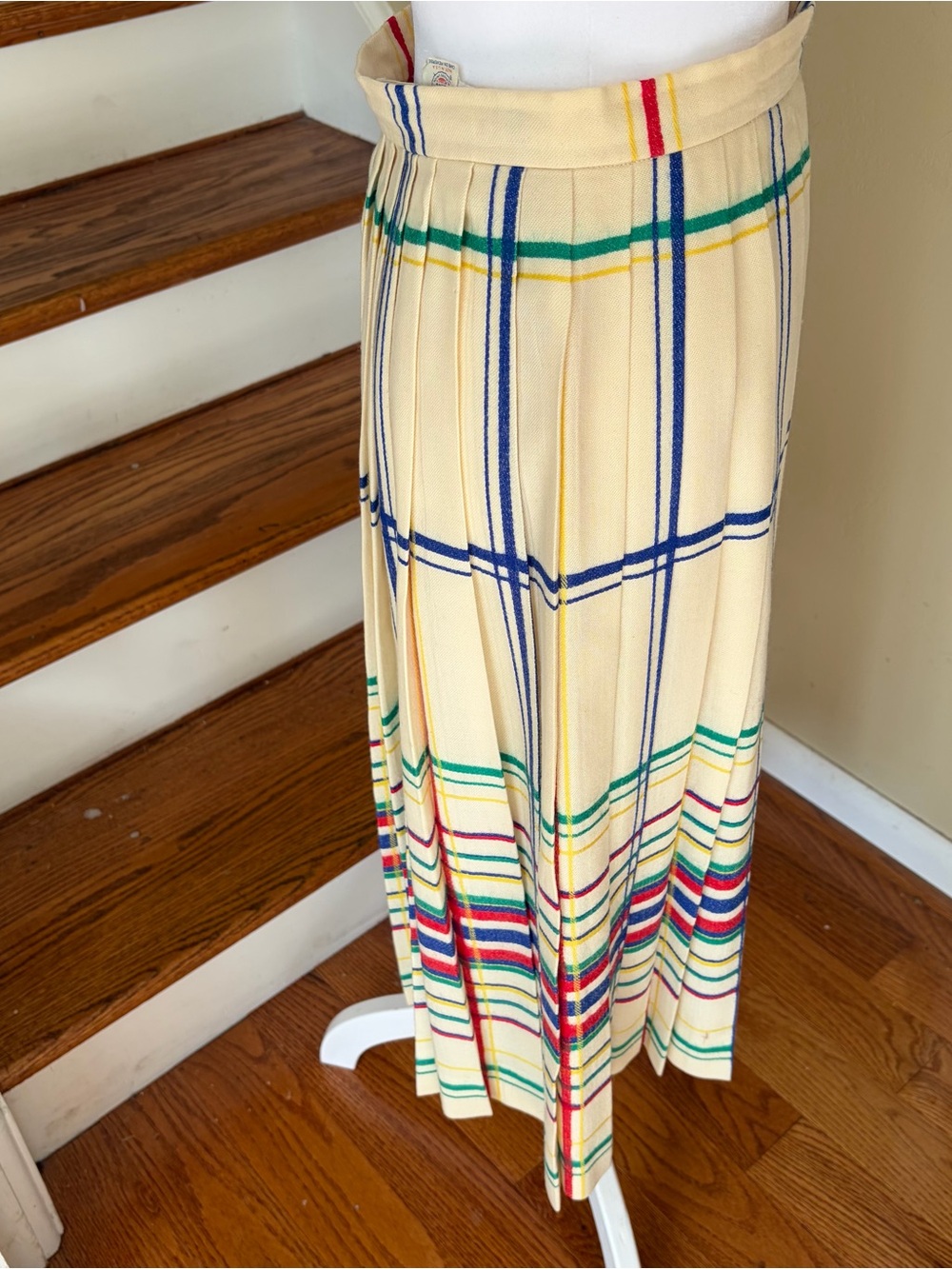 Vintage Evan Picone Plaid Wool Pleated Skirt Red Blue Ivory Sz 8 Tartan Academia - Picture 4 of 12